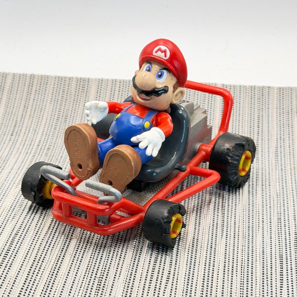 Vintage 1999 Toy Biz Nintendo Mario Kart 64 Figure‎ Red Go-Kart Rare N64 Toy